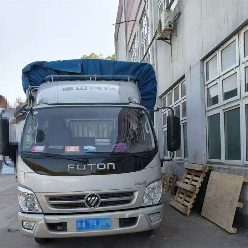 汉南区洛隆县进仓物流：专线直达的多元货运探索