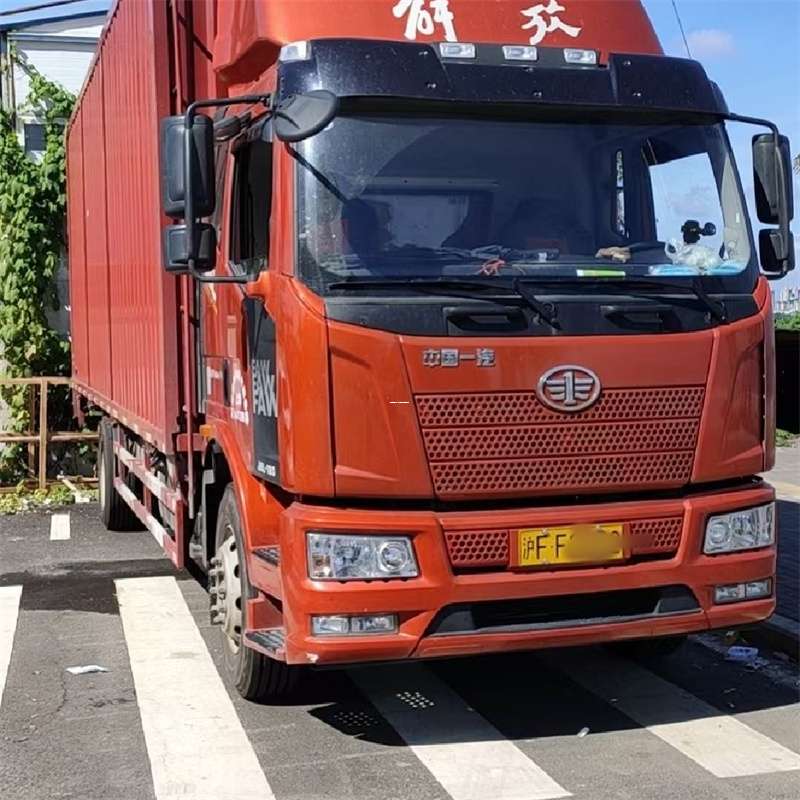 汉南区罗平县进仓物流：专线直达的多元货运之旅